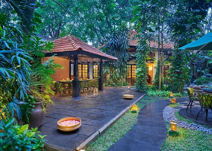 5 star hotel: Vivanta Bengaluru Residency Road