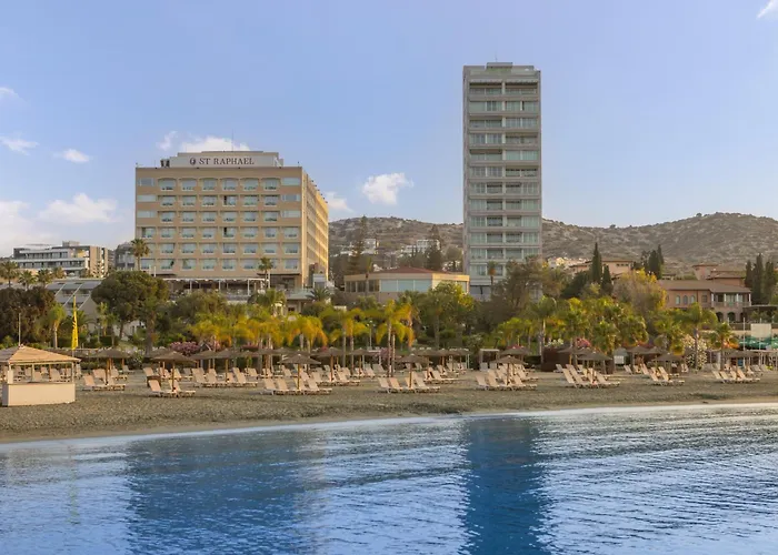 Hotel suites St Raphael Resort