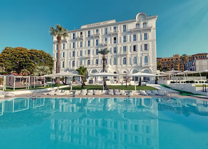  Miramare The Palace Resort