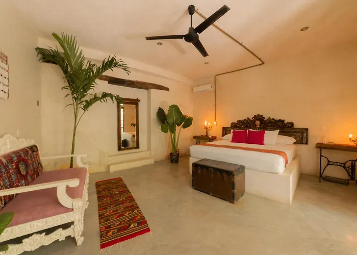 Casa Ambar & Boutique - Party Side (Adults Only)