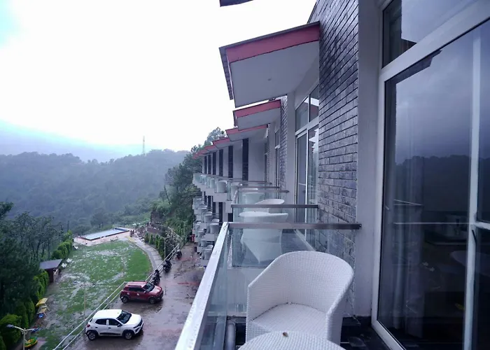 Wood Creek Resort & Spa Kasauli
