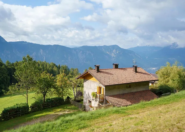 Hotel adatto agli animali: Baita Angomà sopra Levico a 1150m