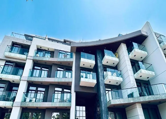 Pension Guide Premium 1-Bedroom Perla Apartment In Jvc | Infinity Pool & Kids' Play Area