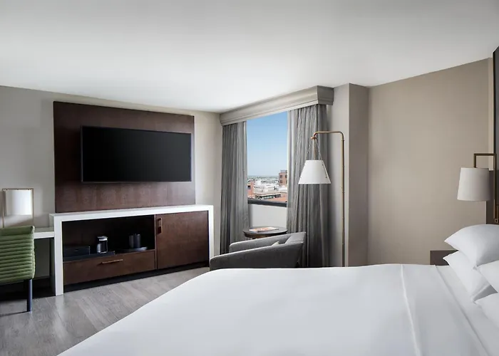 Dallas-Addison Marriott Quorum By The Galleria