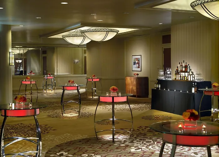 Romantic hotel: Warner Center Marriott Woodland Hills
