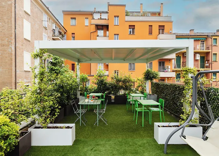 Hotel all'aeroporto: Hotel Maggiore
