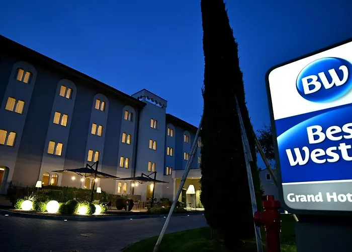  Best Western Grand Guinigi