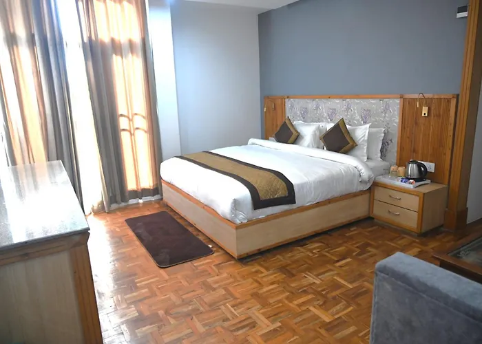 Hotel Harco inn