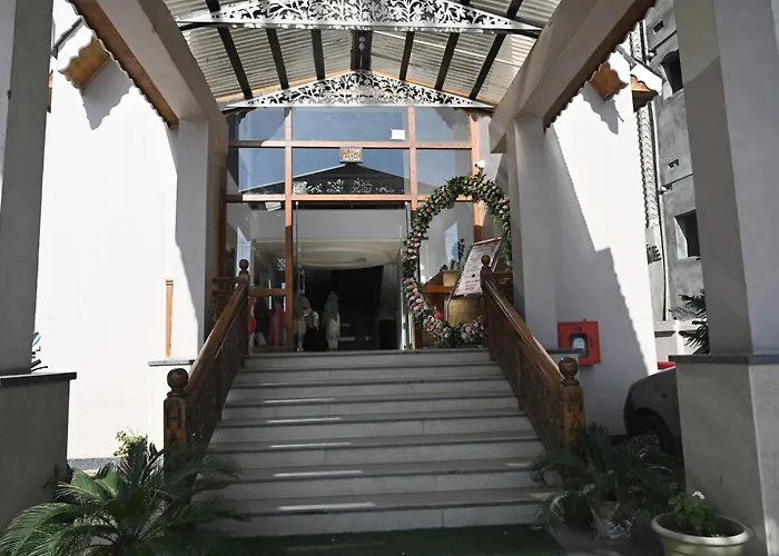 Hotel Harco inn