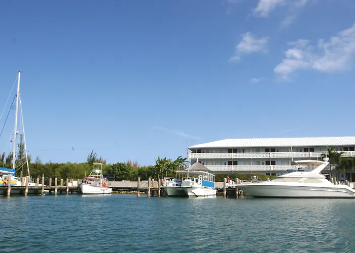 Flamingo Bay Hotel & Marina