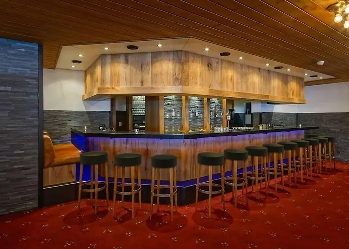 3 SterneHotel Club Rooms Only - By Mountain s