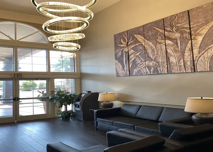 La Quinta Inn By Wyndham Brooks City Base