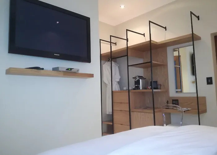 Romantic hotel: Sugar Hotel