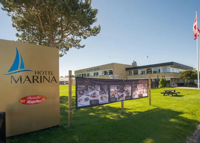 Hotel Marina & Apartments