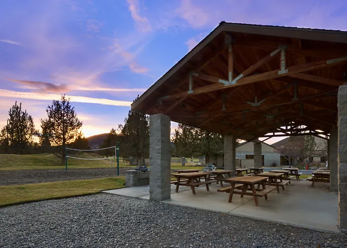 The Lodge At Eagle Crest