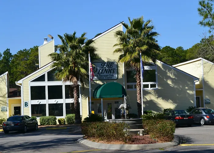 The Links Golf & Racquet Club