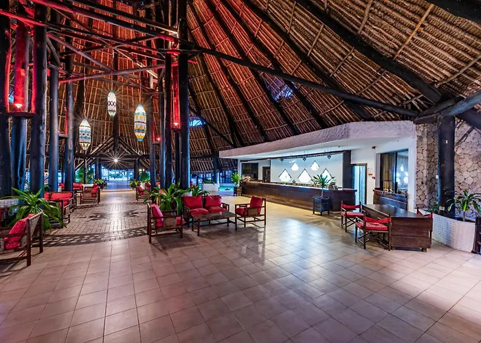 Safari Beach Hotel