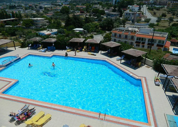  Telhinis & Apartments