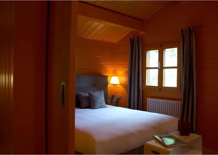 Hotel Village