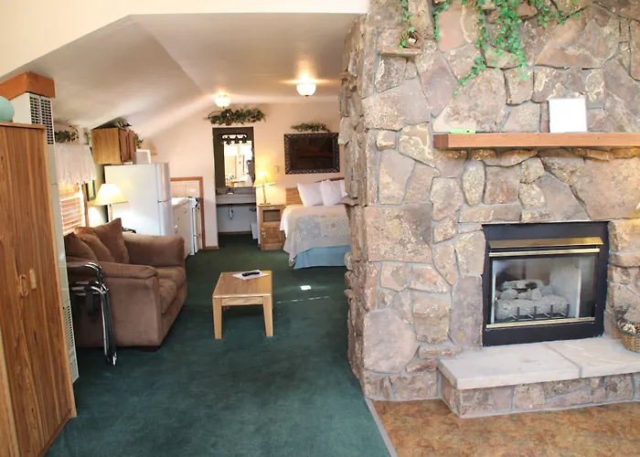 Brynwood On The River