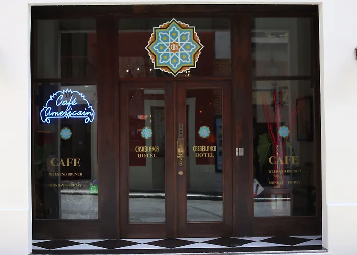 Pet Friendly hotel: Casablanca Hotel