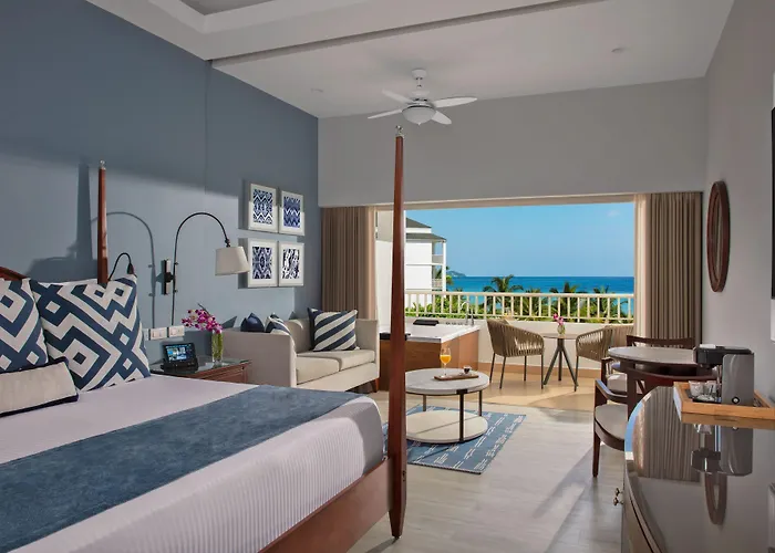 Cabin: Secrets St. James Montego Bay (Adults Only)