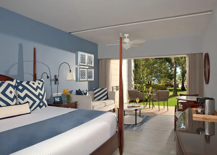 Cabin: Secrets St. James Montego Bay (Adults Only)