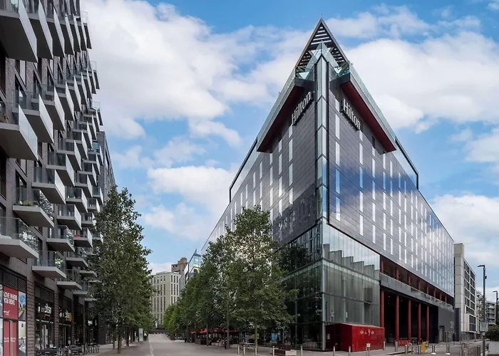 4 star hotel: Hilton London Wembley