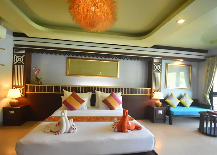 Luxury hotel only: Simple Life Resort Koh Tao