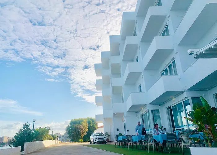 Klinakis Beach