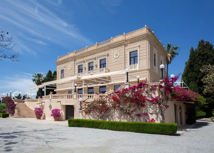Casa De Los Bates