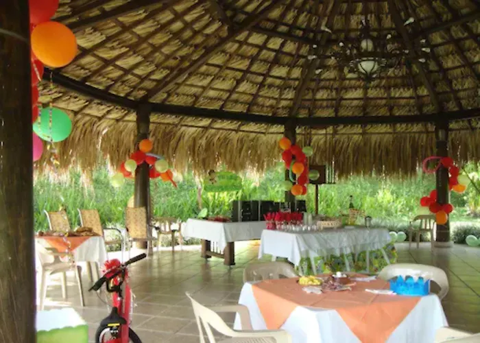 Hotel Campestre La Navarra