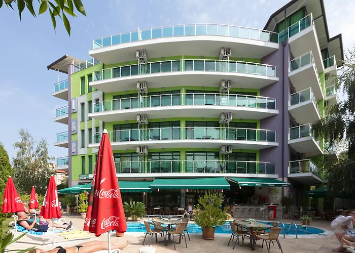 L&B- Free Parking