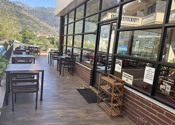 Hotel Dewa Retreat- A Himalayan Boutique Hotel