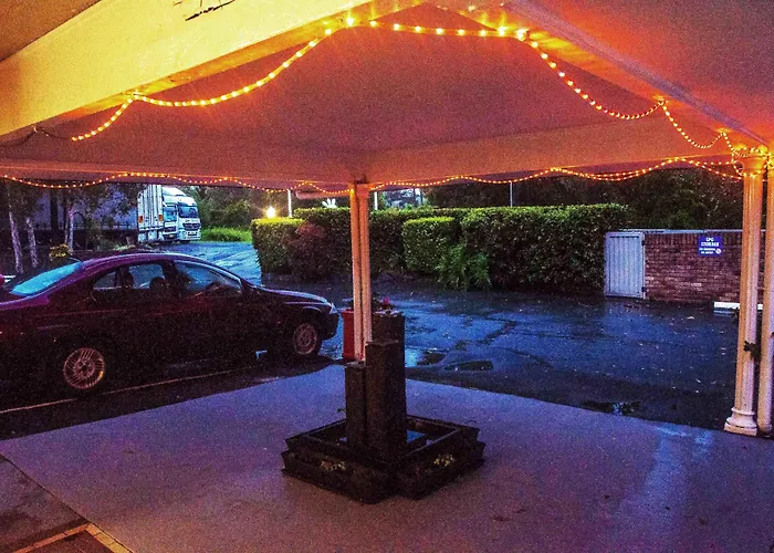 Coomera Motor Inn