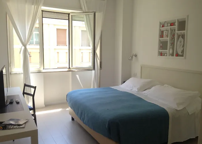 Hotel all'aeroporto: Domus Municipio