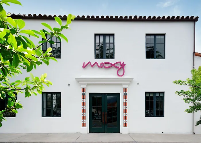 Moxy Santa Barbara
