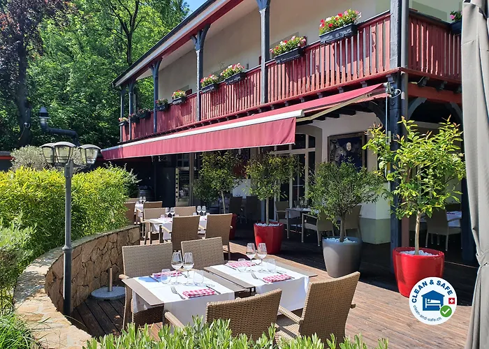 Chez Maman Hotel & Restaurant