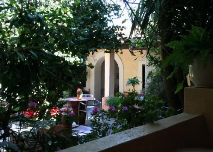Casa Abierta