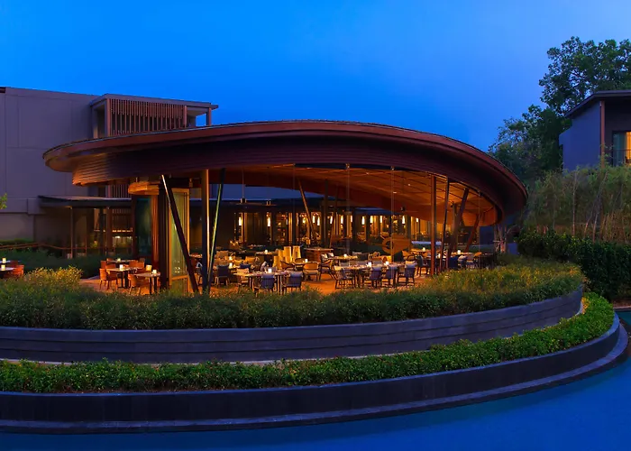 Beach hotel: Hua Hin Marriott Resort And Spa