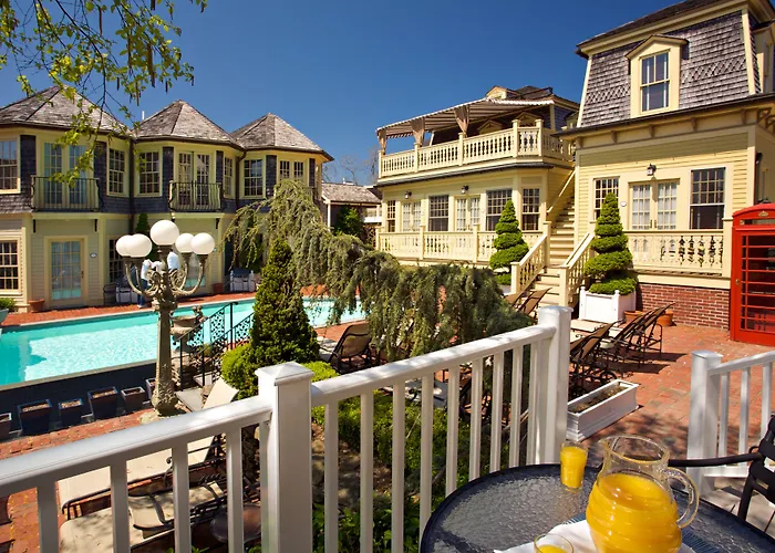 Brass Key Guesthouse Adults Only