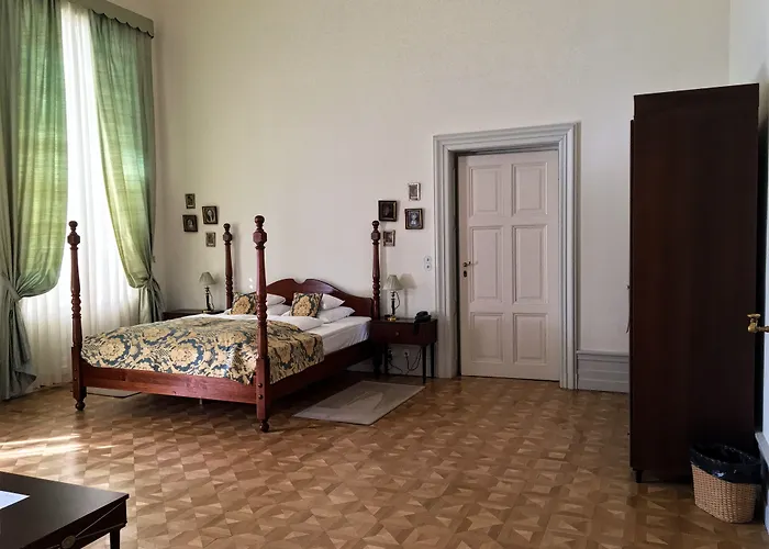 Karolyi Kastely Hotel & Restaurant