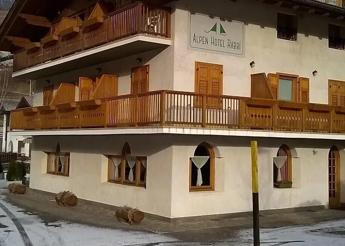 Alpen Hotel Rabbi