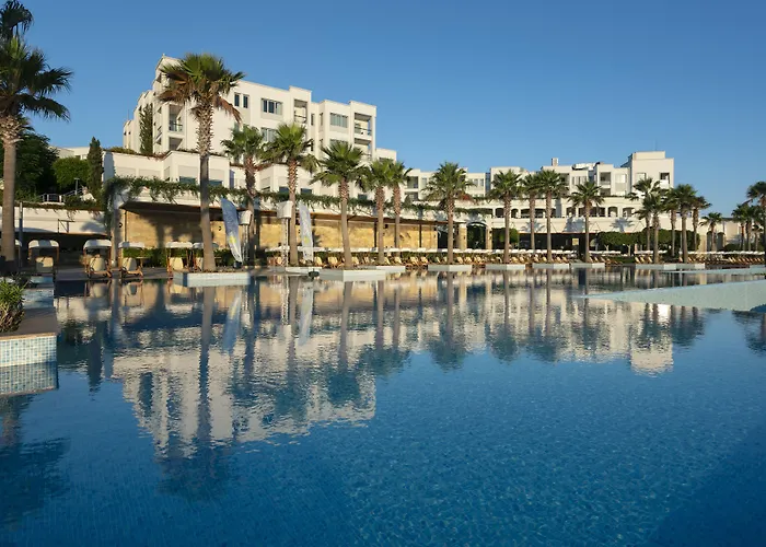 Golf hotel: Xanadu Island