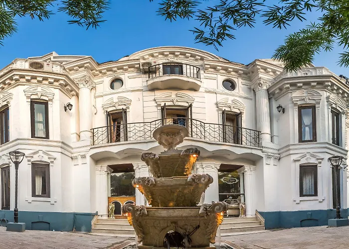 Royal Empire Boutique Hotel