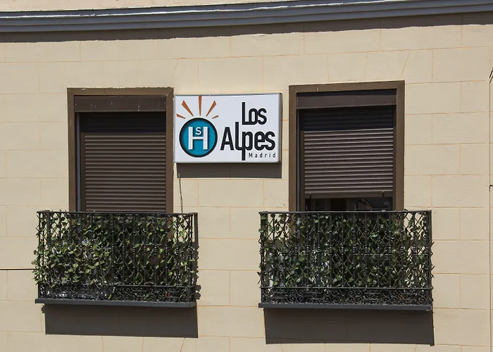 Hostal Los Alpes
