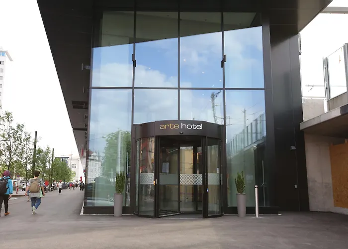 Luxury hotel only: Arte Hotel Salzburg