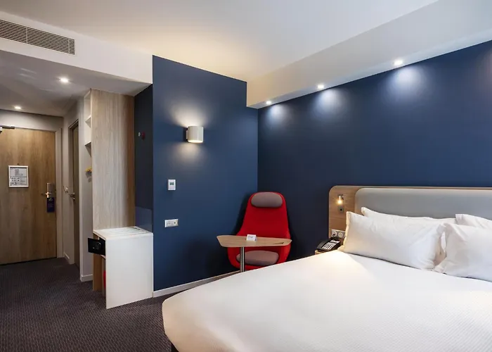 Hotel all'aeroporto: Holiday Inn Express - Nice - Grand Arenas By Ihg
