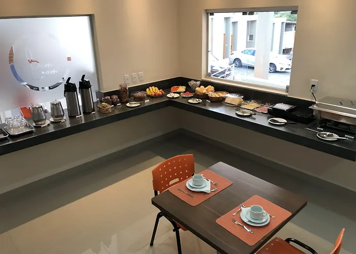 e Pousada Bem Bom -