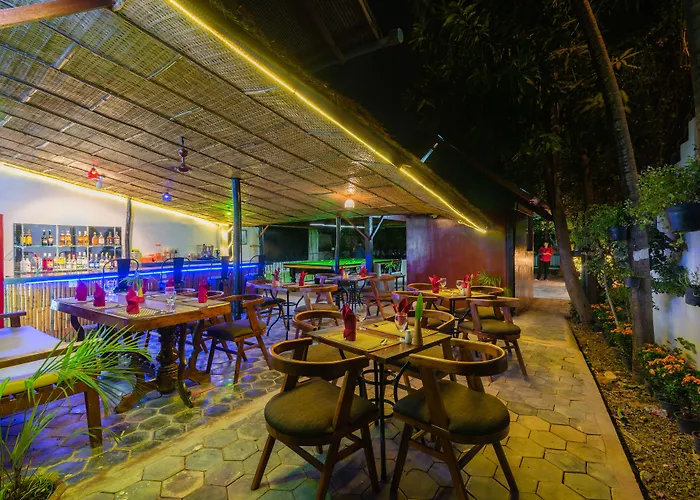 Five Rose Siem Reap Hostel
